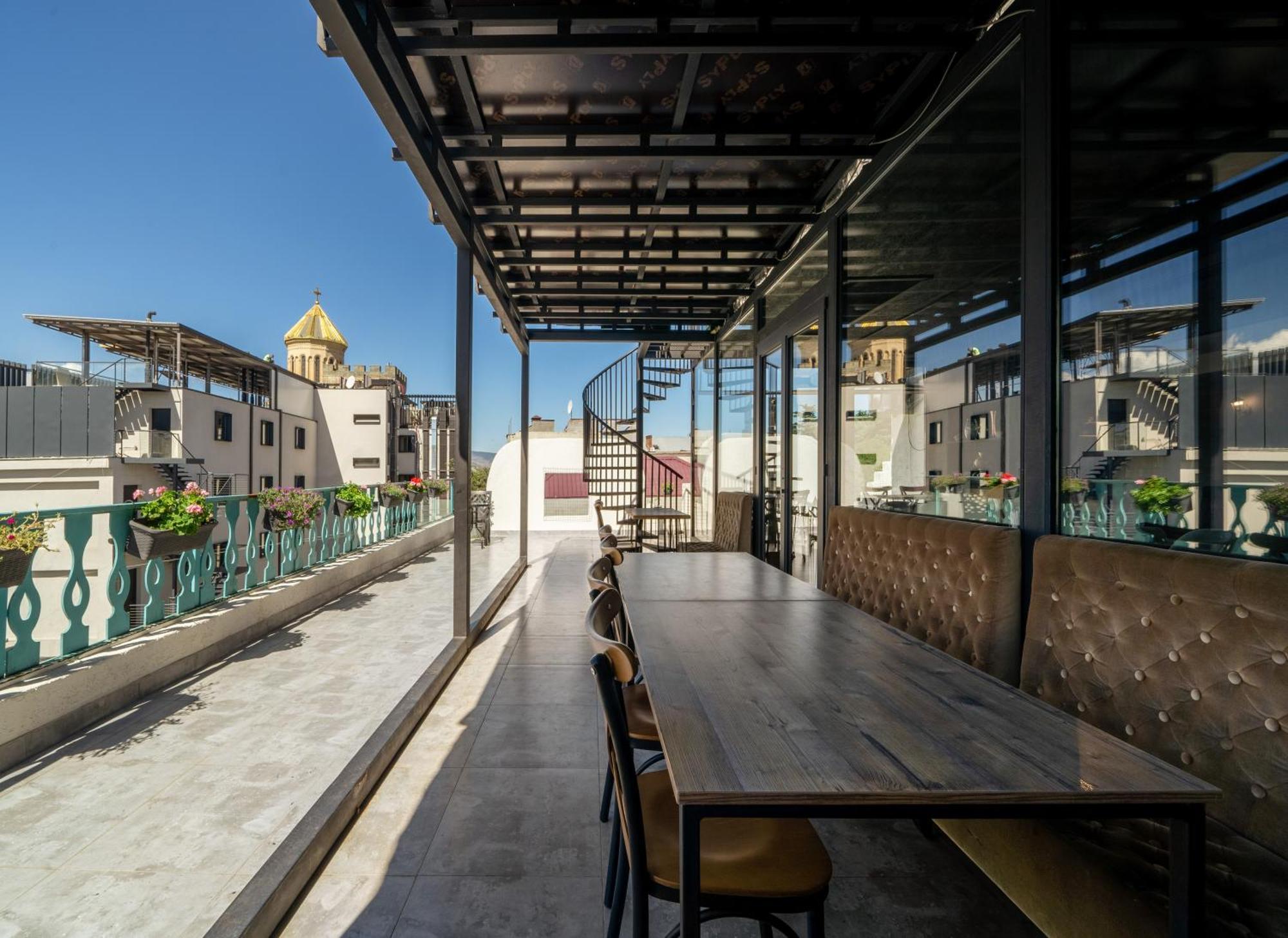 Hotel Tato & Coworking Space Tbilissi Extérieur photo