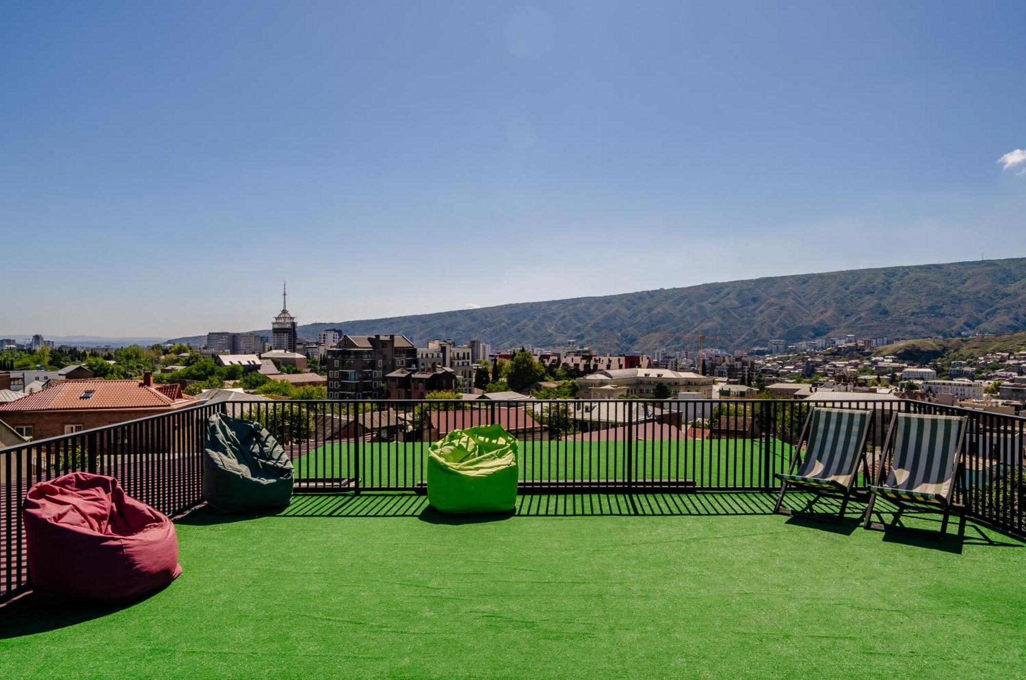 Hotel Tato & Coworking Space Tbilissi Extérieur photo