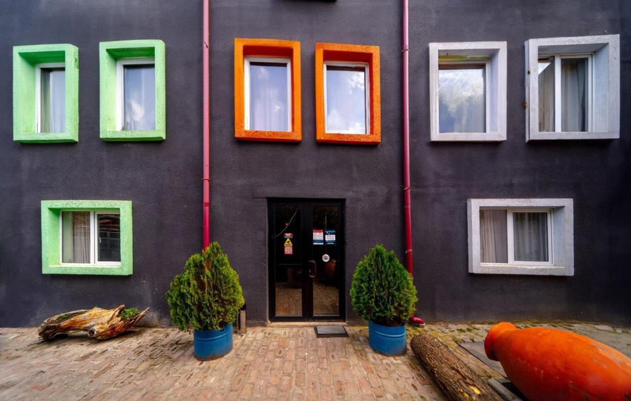 Hotel Tato & Coworking Space Tbilissi Extérieur photo