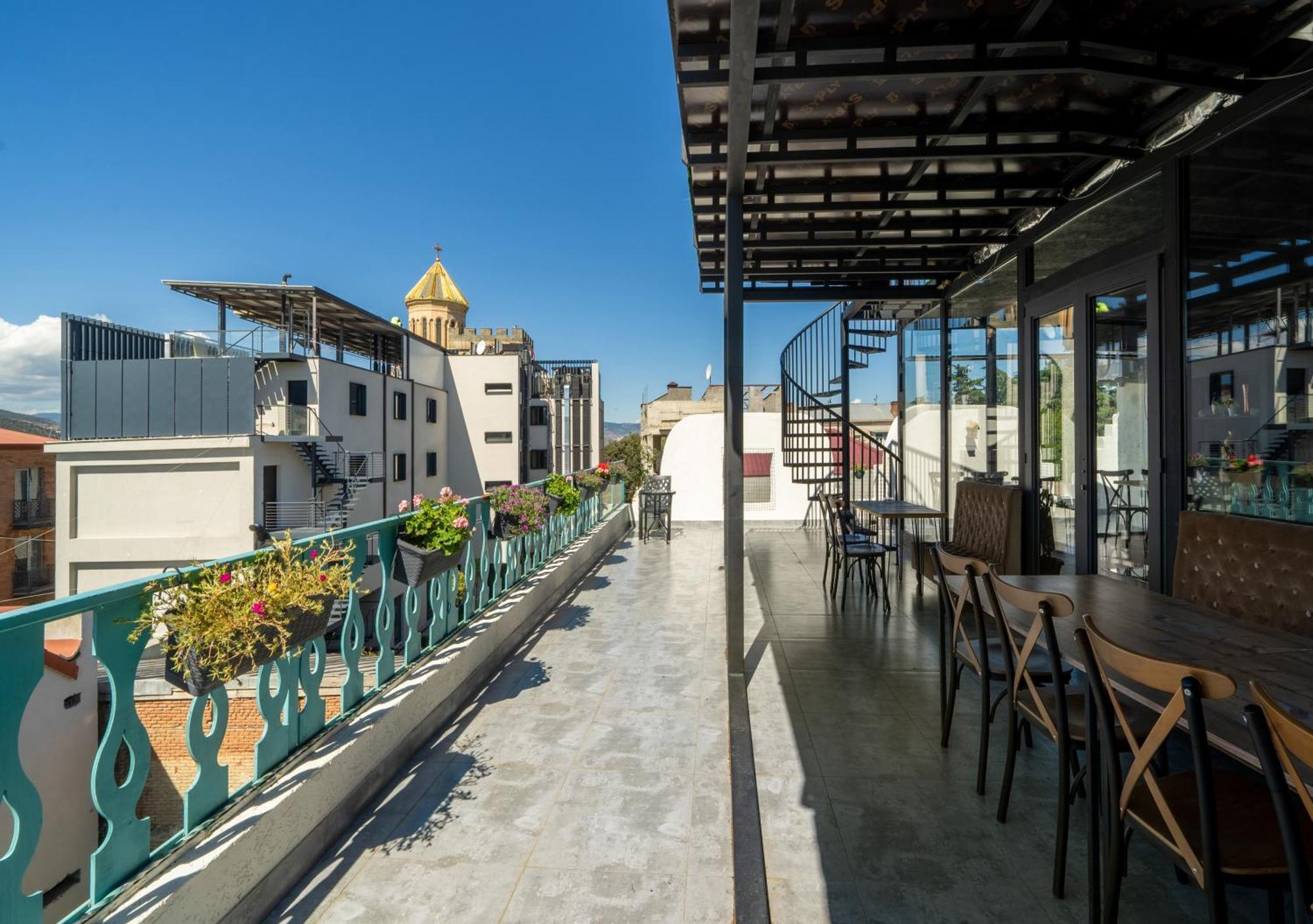 Hotel Tato & Coworking Space Tbilissi Extérieur photo