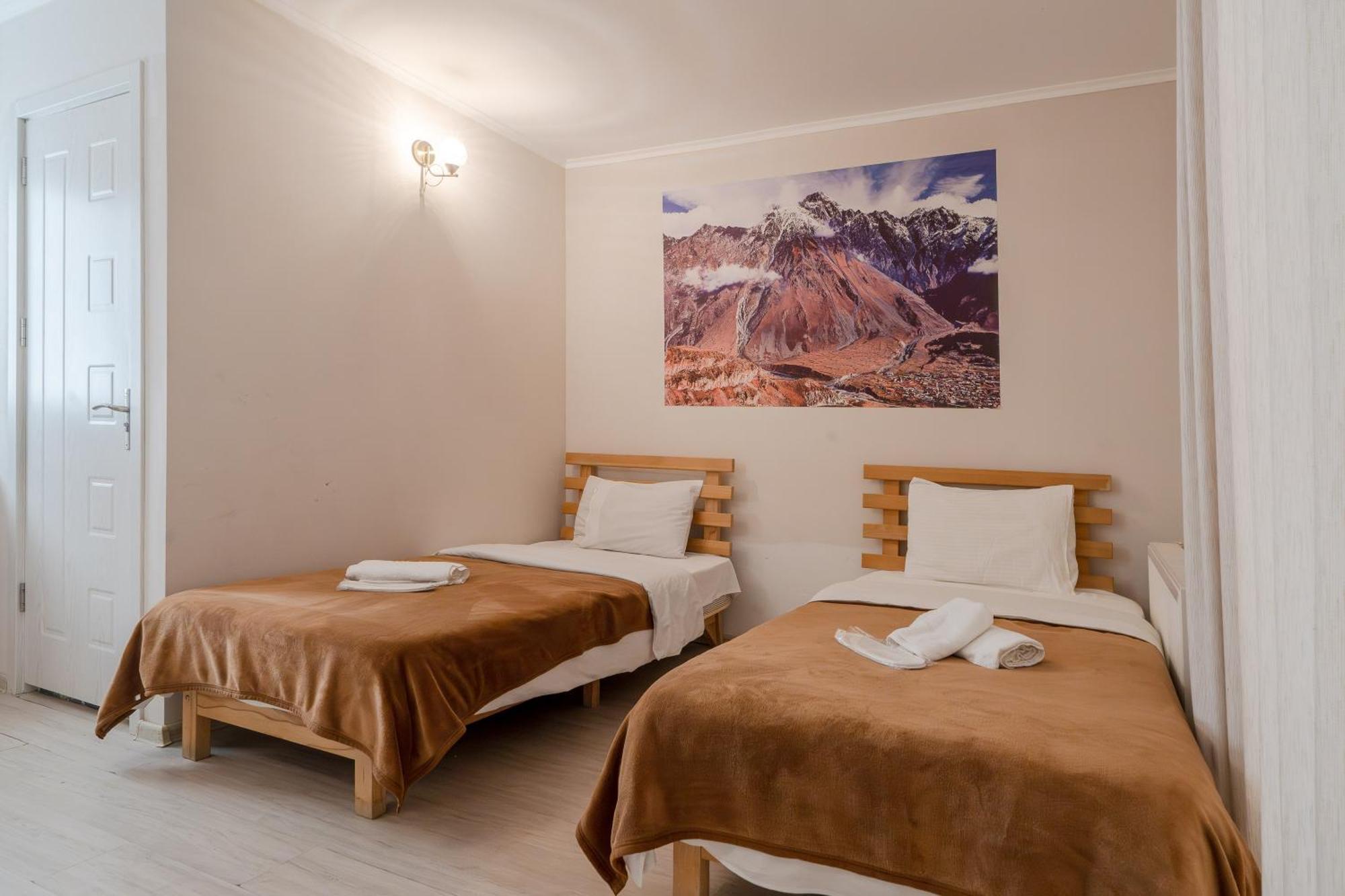 Hotel Tato & Coworking Space Tbilissi Extérieur photo